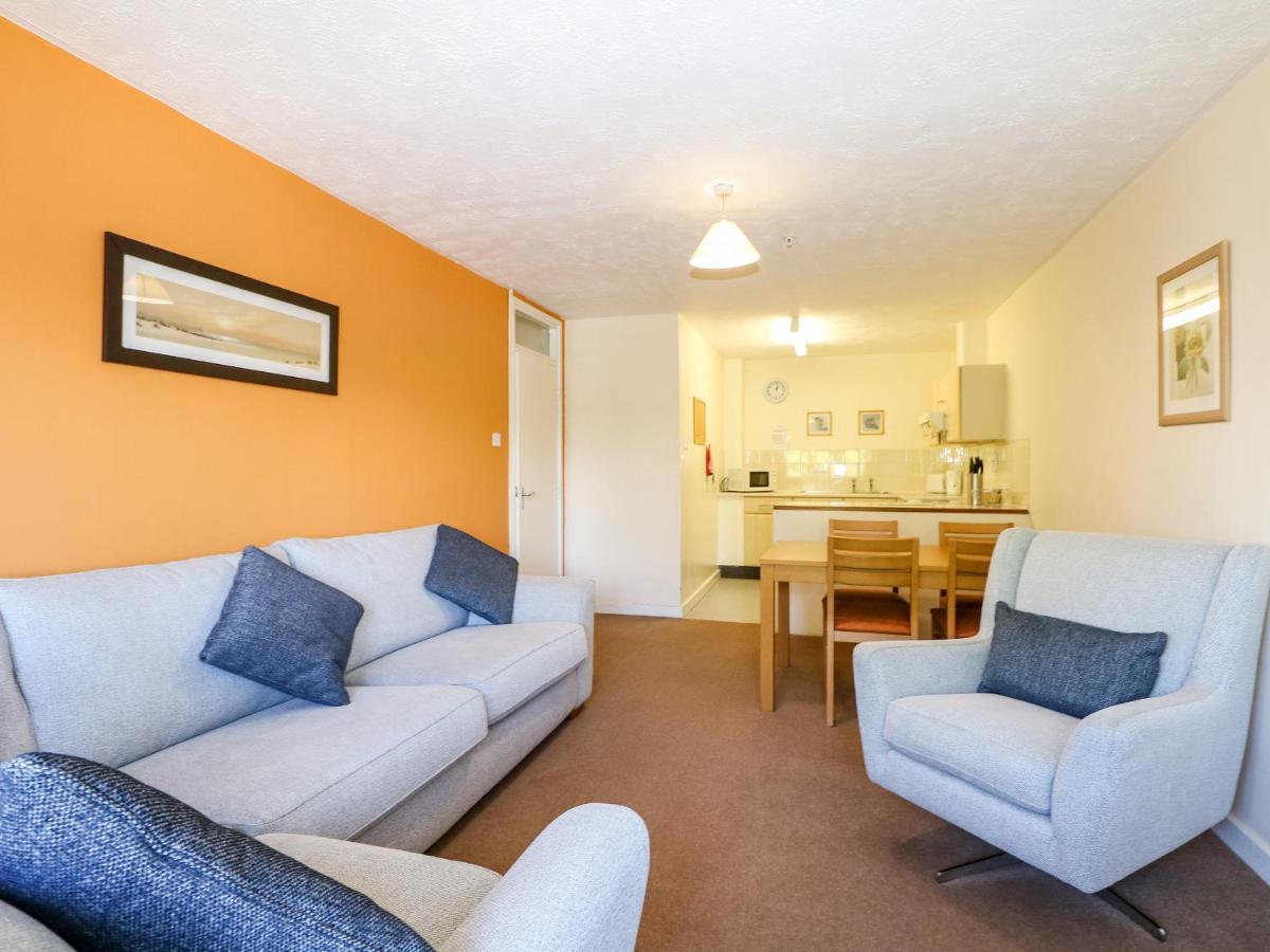Вилла Flat 33 - Marine Court Литлхемптон Экстерьер фото
