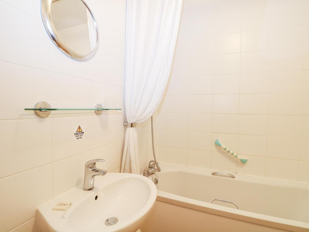 Вилла Flat 33 - Marine Court Литлхемптон Экстерьер фото